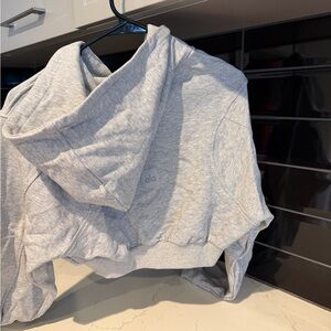 ALO Cropped Light Gray Hoodie